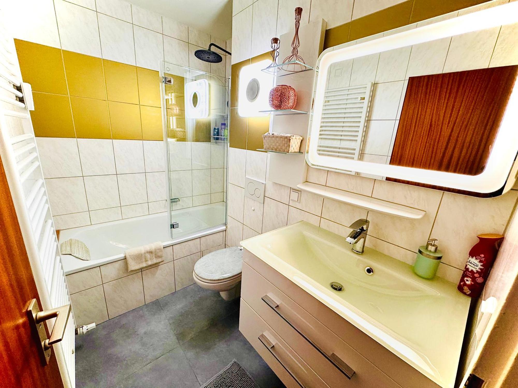 Sunset View Apartment With Logia Эттлинген Экстерьер фото